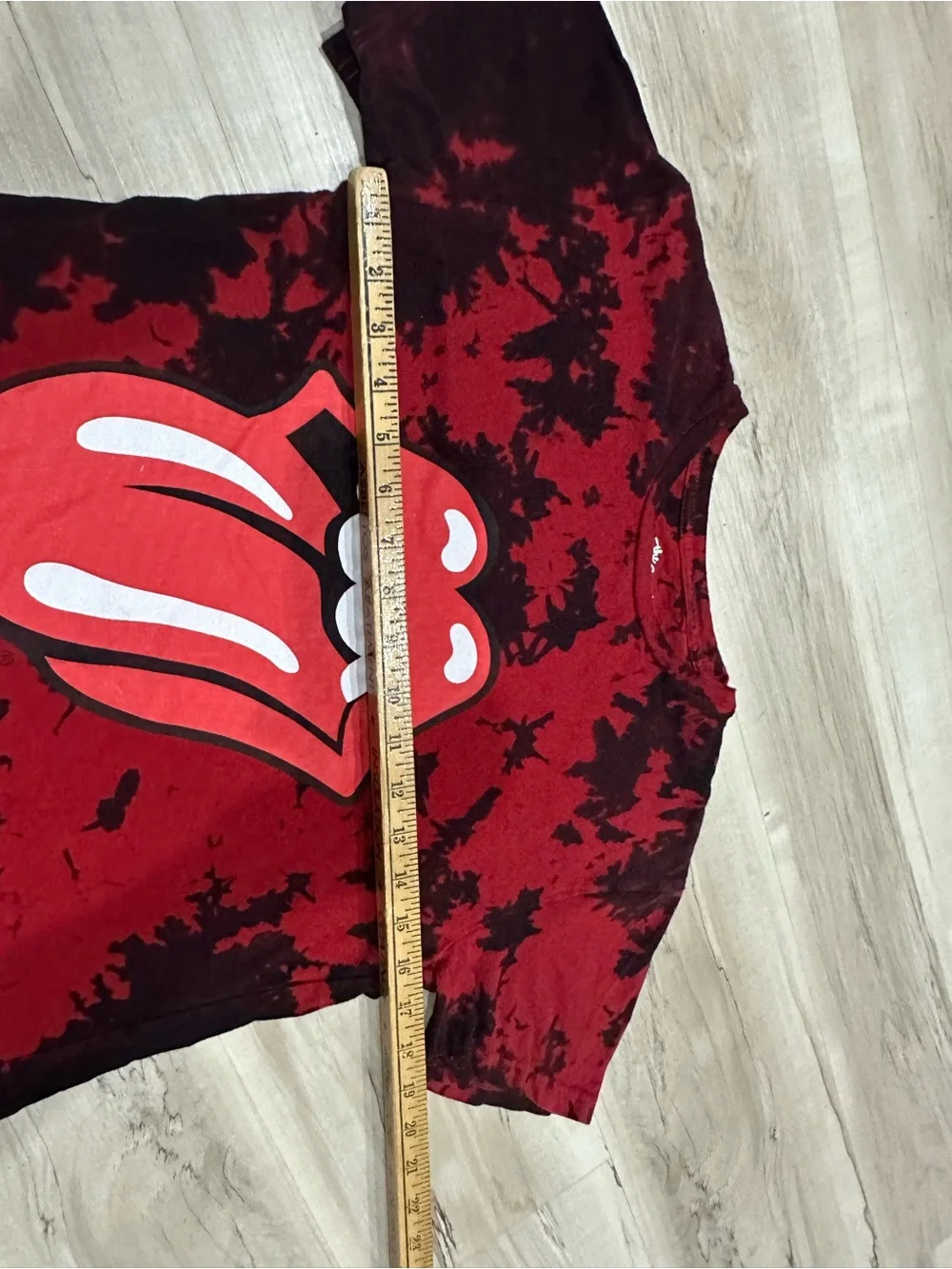 Rolling Stones Tongue Logo T Shirt Women’s Small Red Black Tie Dye band tee